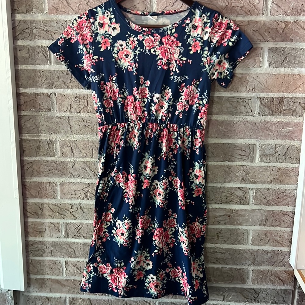 Girls dress